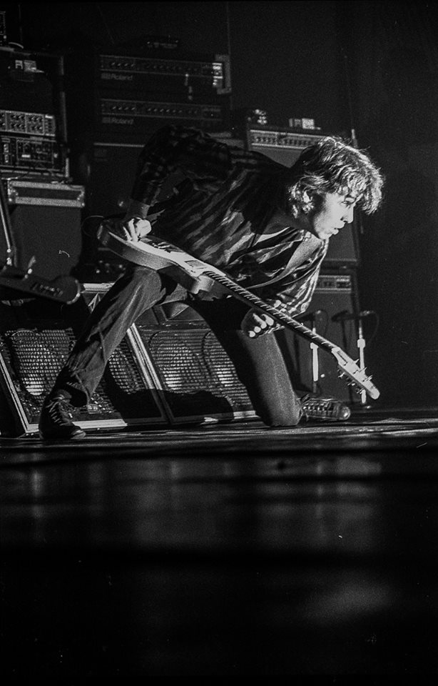 Golden Earring's George Kooymans show photo by Roel Vinkes December 28, 1984 Pijnacker